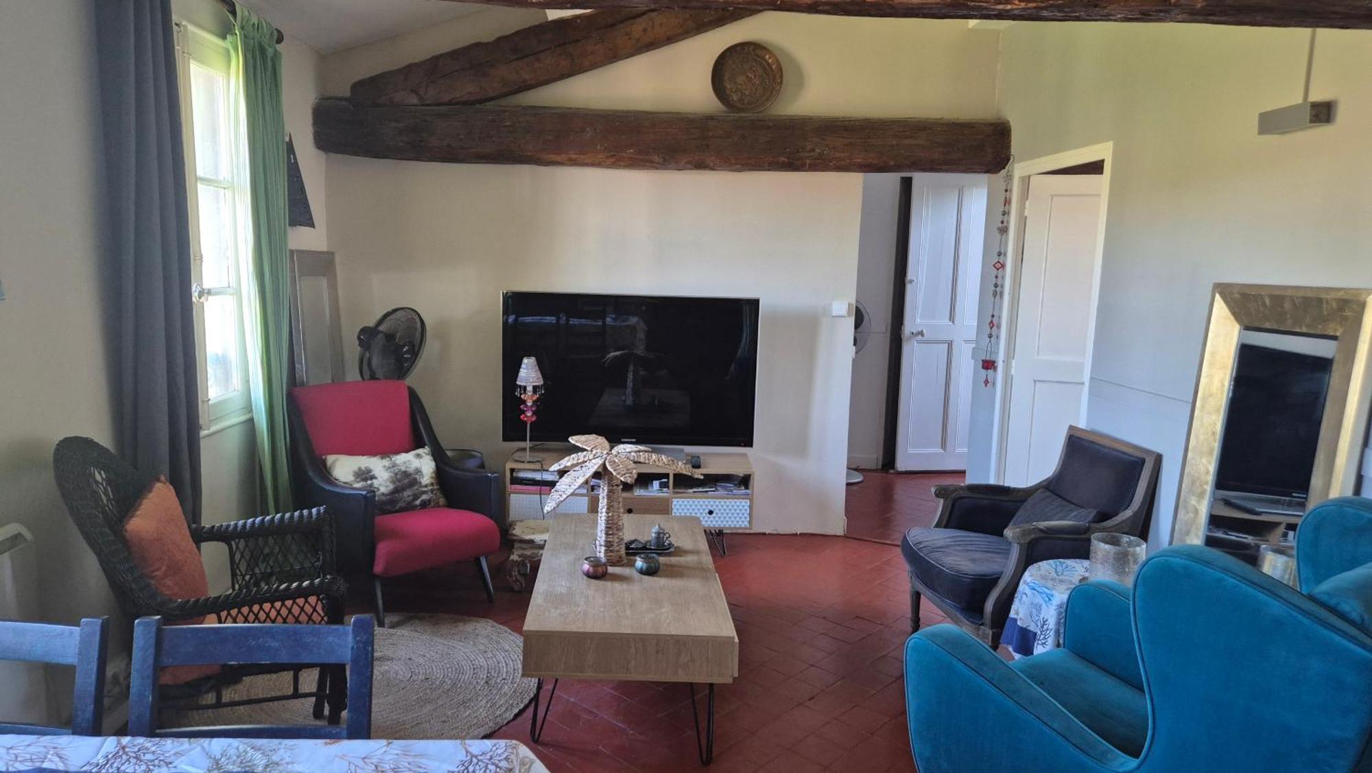 Un Nid Sur Les Toits Face Au Palais Des Papes Apartamento Avinhão Exterior foto